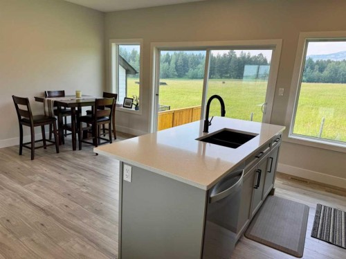 21426 29 Avenue, Bellevue, AB - Indoor