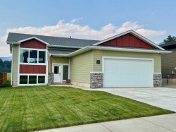 21426 29 Avenue  Bellevue, AB T0K 0C0