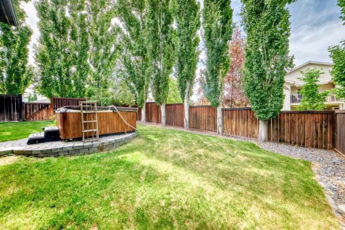 41 Canyoncrest Point West, Lethbridge, AB - Outdoor