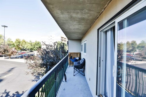 222-21 Berkeley Place West, Lethbridge, AB - Outdoor With Balcony With Exterior