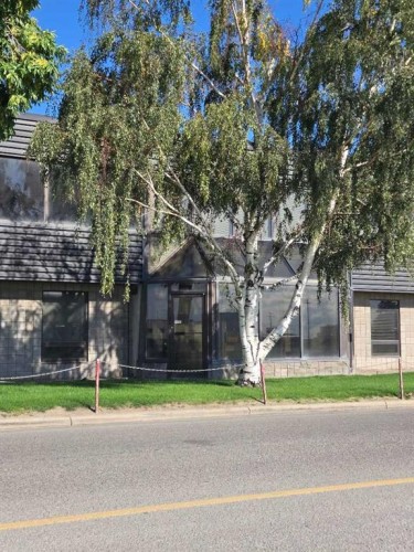 3601 2 Avenue North, Lethbridge, AB 