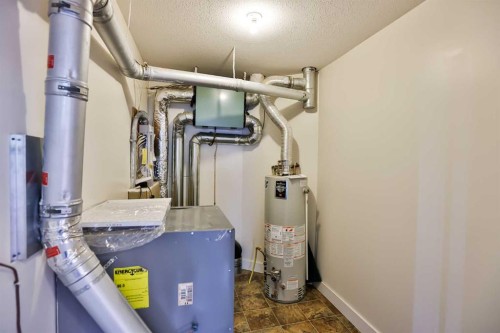 425 N 100 W, Raymond, AB - Indoor