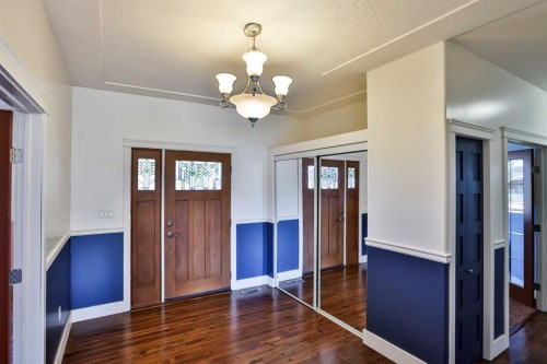 425 N 100 W, Raymond, AB - Indoor Photo Showing Other Room