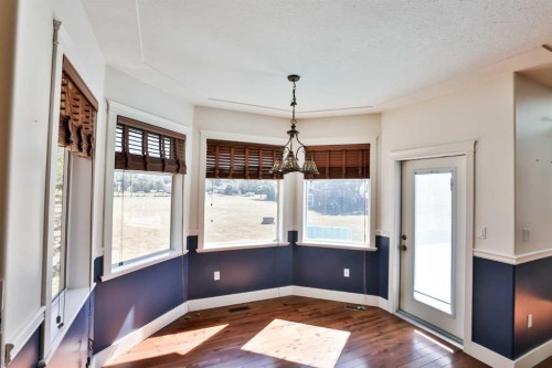 425 N 100 W, Raymond, AB - Indoor Photo Showing Other Room