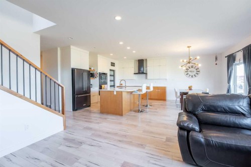 421 Rivergrove Chase West, Lethbridge, AB - Indoor