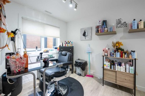 421 Rivergrove Chase West, Lethbridge, AB - Indoor Photo Showing Other Room