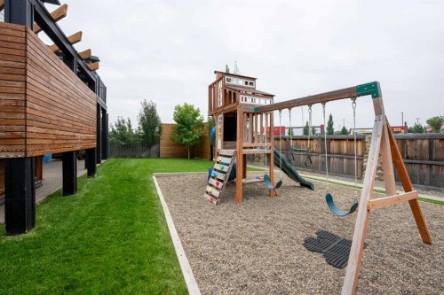 421 Rivergrove Chase West, Lethbridge, AB - Outdoor