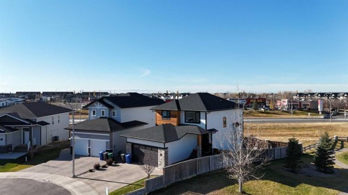 421 Rivergrove Chase West, Lethbridge, AB - Outdoor