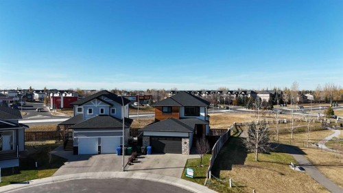421 Rivergrove Chase West, Lethbridge, AB - Outdoor