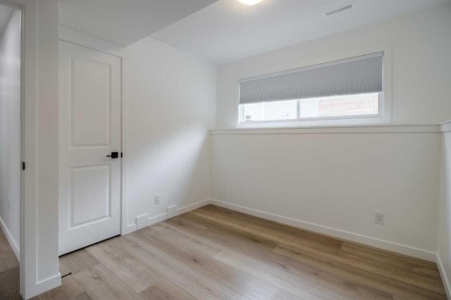 23 Trent Road West, Lethbridge, AB - Indoor Photo Showing Other Room