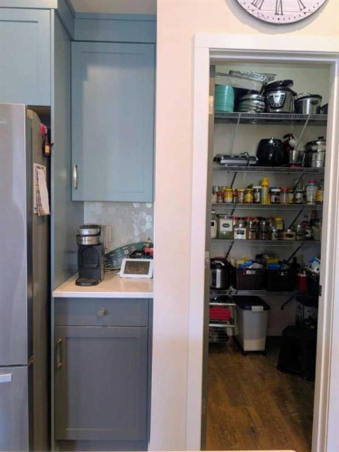 7 Greywolf Road North, Lethbridge, AB - Indoor