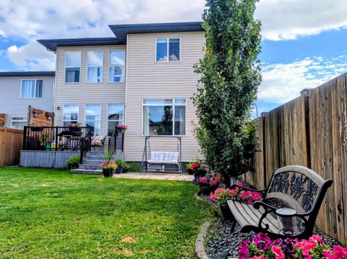 7 Greywolf Road North, Lethbridge, AB - Outdoor