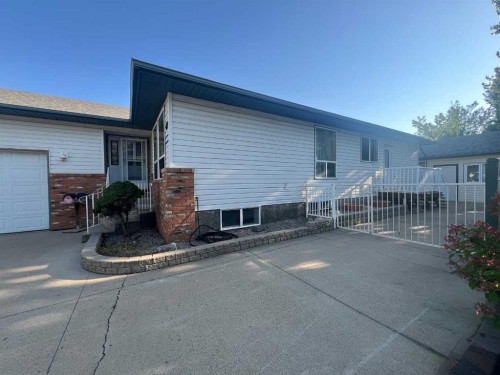 47 Squamish Boulevard West, Lethbridge, AB - Outdoor