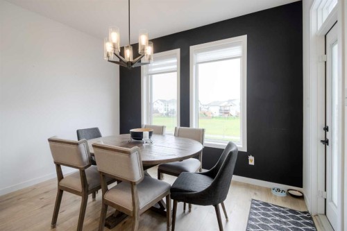 122 Greywolf Road North, Lethbridge, AB - Indoor Photo Showing Dining Room