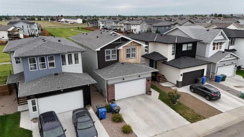 122 Greywolf Road North, Lethbridge, AB - Outdoor