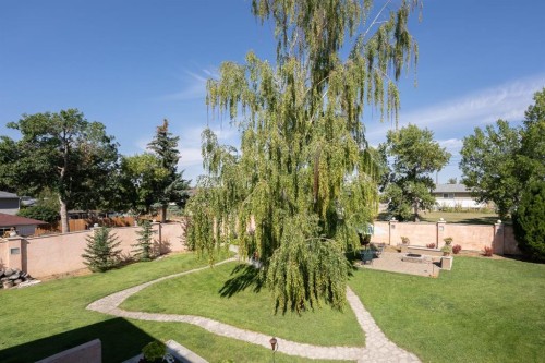 329 2 Avenue Ne, Milk River, AB - Outdoor