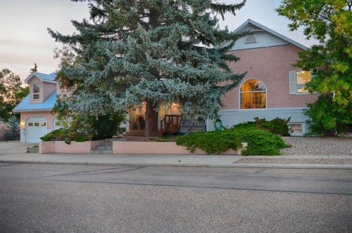 329 2 Avenue Ne, Milk River, AB - Outdoor