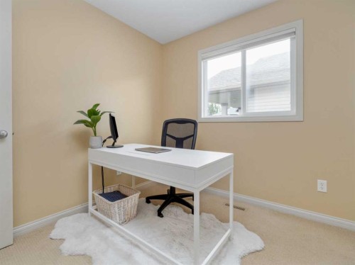 488 Silkstone Crescent West, Lethbridge, AB - Indoor Photo Showing Office