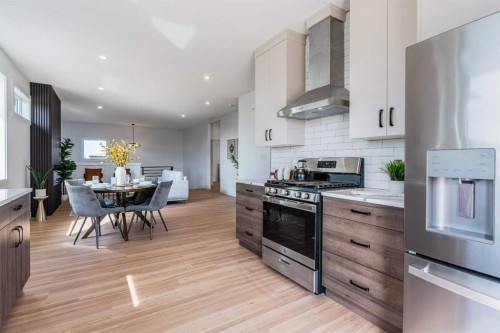 661 Devonia Road West, Lethbridge, AB - Indoor