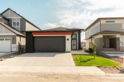 661 Devonia Road WEST Lethbridge, AB T1J 5W3