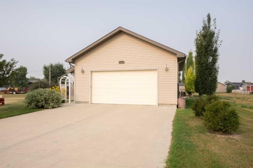 514 6A Street North, Champion, AB - Outdoor With Exterior