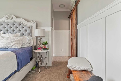 90044 Range Rd 200, Rural Lethbridge County, AB - Indoor Photo Showing Bedroom