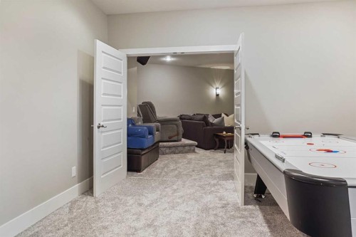 90044 Range Rd 200, Rural Lethbridge County, AB - Indoor Photo Showing Other Room