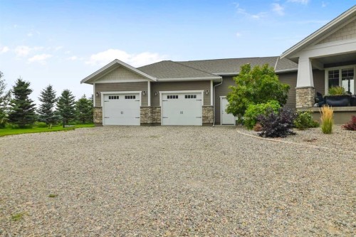 90044 Range Rd 200, Rural Lethbridge County, AB - Outdoor With Facade