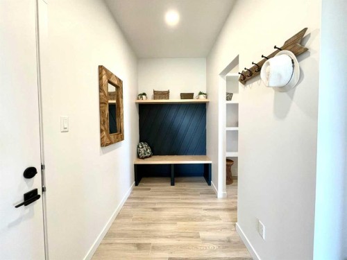 401 Blackwolf Boulevard North, Lethbridge, AB - Indoor Photo Showing Other Room