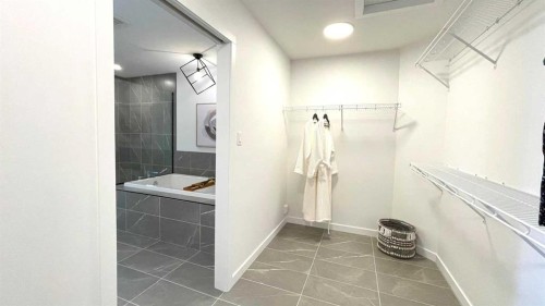 401 Blackwolf Boulevard North, Lethbridge, AB - Indoor