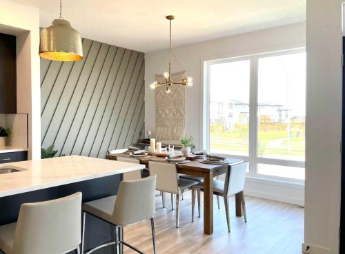 401 Blackwolf Boulevard North, Lethbridge, AB - Indoor Photo Showing Dining Room