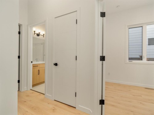 405 Blackwolf Boulevard North, Lethbridge, AB - Indoor Photo Showing Other Room