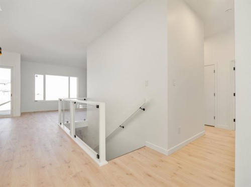 405 Blackwolf Boulevard North, Lethbridge, AB - Indoor Photo Showing Other Room