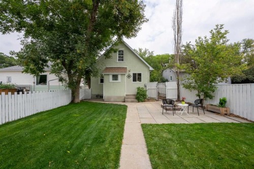 742 12C Street North, Lethbridge, AB - Outdoor