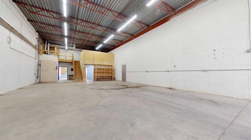 3002 2 Avenue North, Lethbridge, AB 