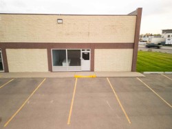 3002 2 Avenue NORTH Lethbridge, AB T1H 0C6