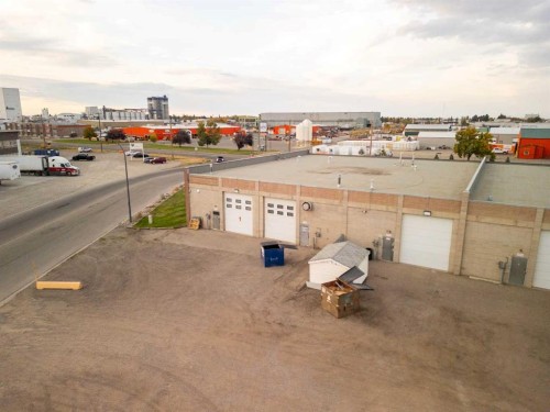 3002 2 Avenue North, Lethbridge, AB 
