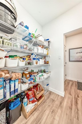 56 Greywolf Road North, Lethbridge, AB - Indoor