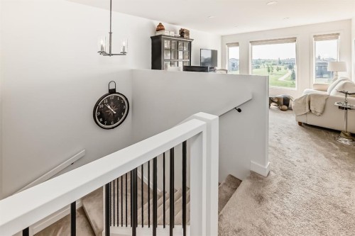 56 Greywolf Road North, Lethbridge, AB - Indoor Photo Showing Other Room