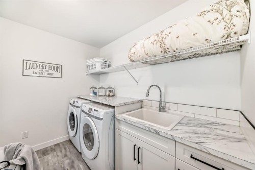 56 Greywolf Road North, Lethbridge, AB - Indoor Photo Showing Laundry Room