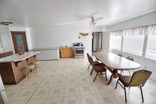 143046 Range Road 171, Rural Taber, M.D. Of, AB - Indoor Photo Showing Dining Room