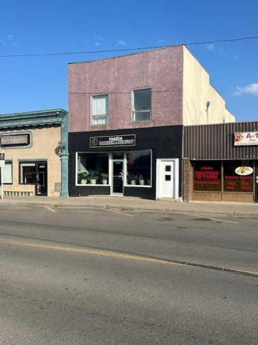 5215 48 Avenue, Taber, AB 