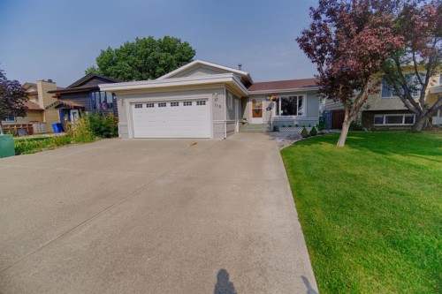 110 Ojibwa Road WEST Lethbridge, AB T1K 5L1
