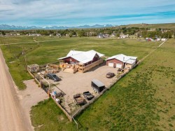 51 N 2 Street EAST Hill Spring, AB T0L 1E0