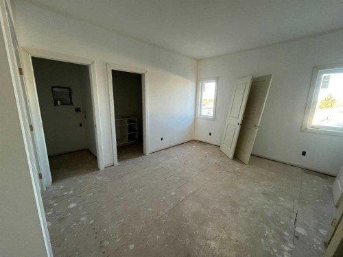 425 Meadowlark Way, Vulcan, AB - Indoor Photo Showing Other Room
