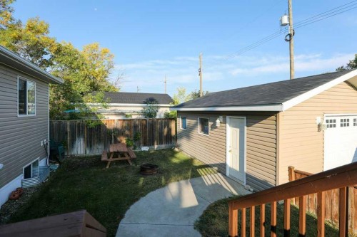 117 21 Street, Fort Macleod, AB - Outdoor With Exterior