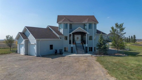406 Meadow Lark Drive  Rural Lethbridge County, AB T1J 4R9