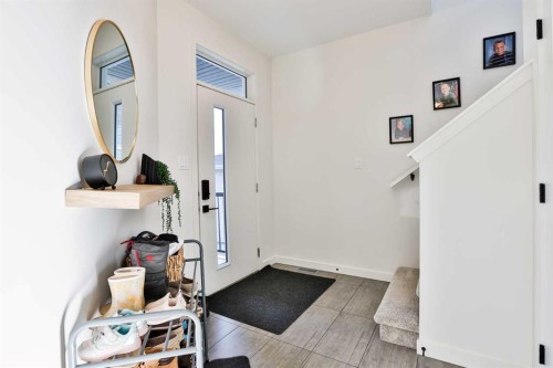 1271 Pacific Circle West, Lethbridge, AB - Indoor Photo Showing Other Room