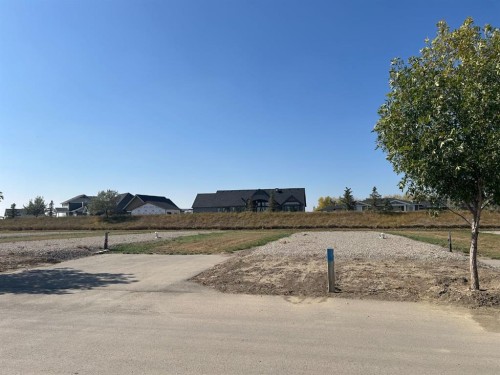 2049 Sunflower Crescent, Coaldale, AB 