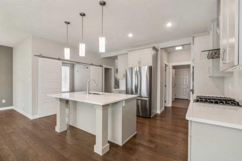 457 Westgate Crescent, Coaldale, AB - Indoor Photo Showing Kitchen With Stainless Steel Kitchen With Upgraded Kitchen